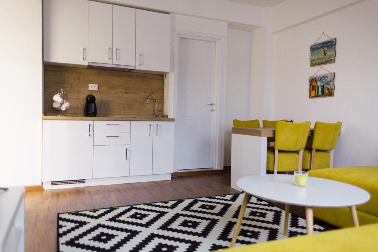 New Center Apartments Ni Εξωτερικό φωτογραφία