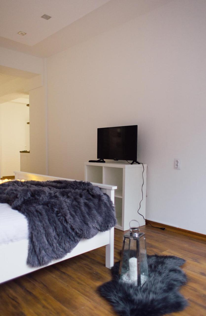 New Center Apartments Ni Εξωτερικό φωτογραφία